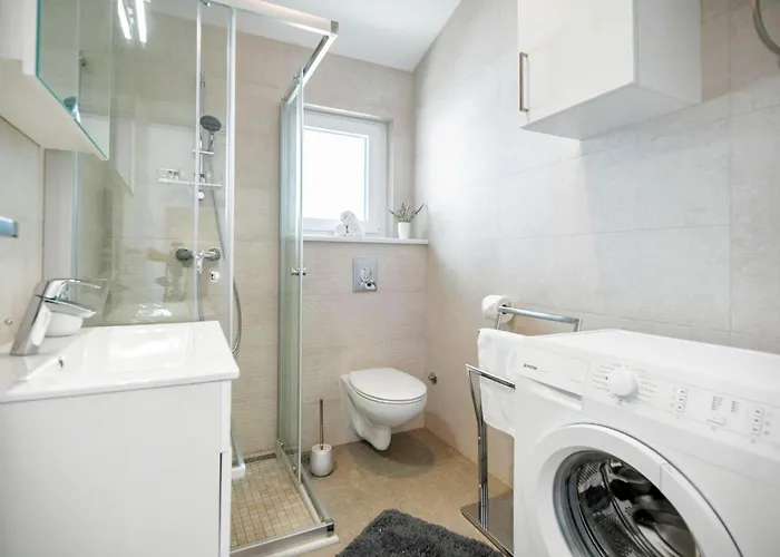 Mare Apartment *