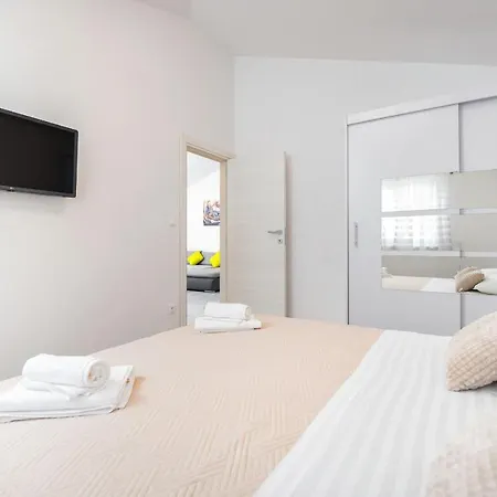 Mare Apartment